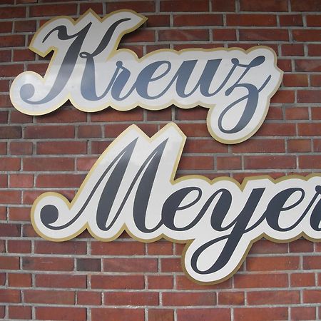 שטור Land-Gut-Hotel Restaurant Kreuz Meyer מראה חיצוני תמונה