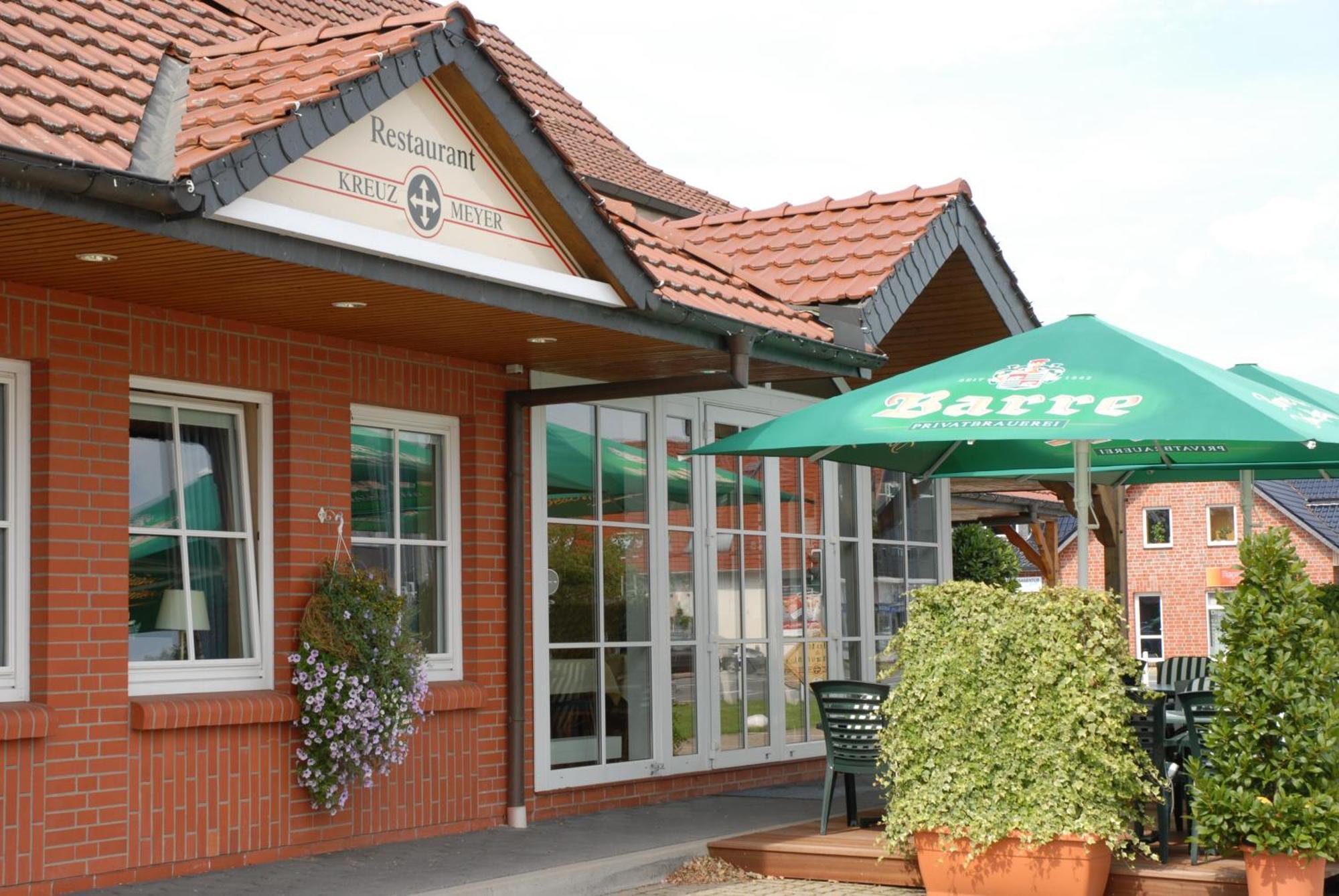 שטור Land-Gut-Hotel Restaurant Kreuz Meyer מראה חיצוני תמונה