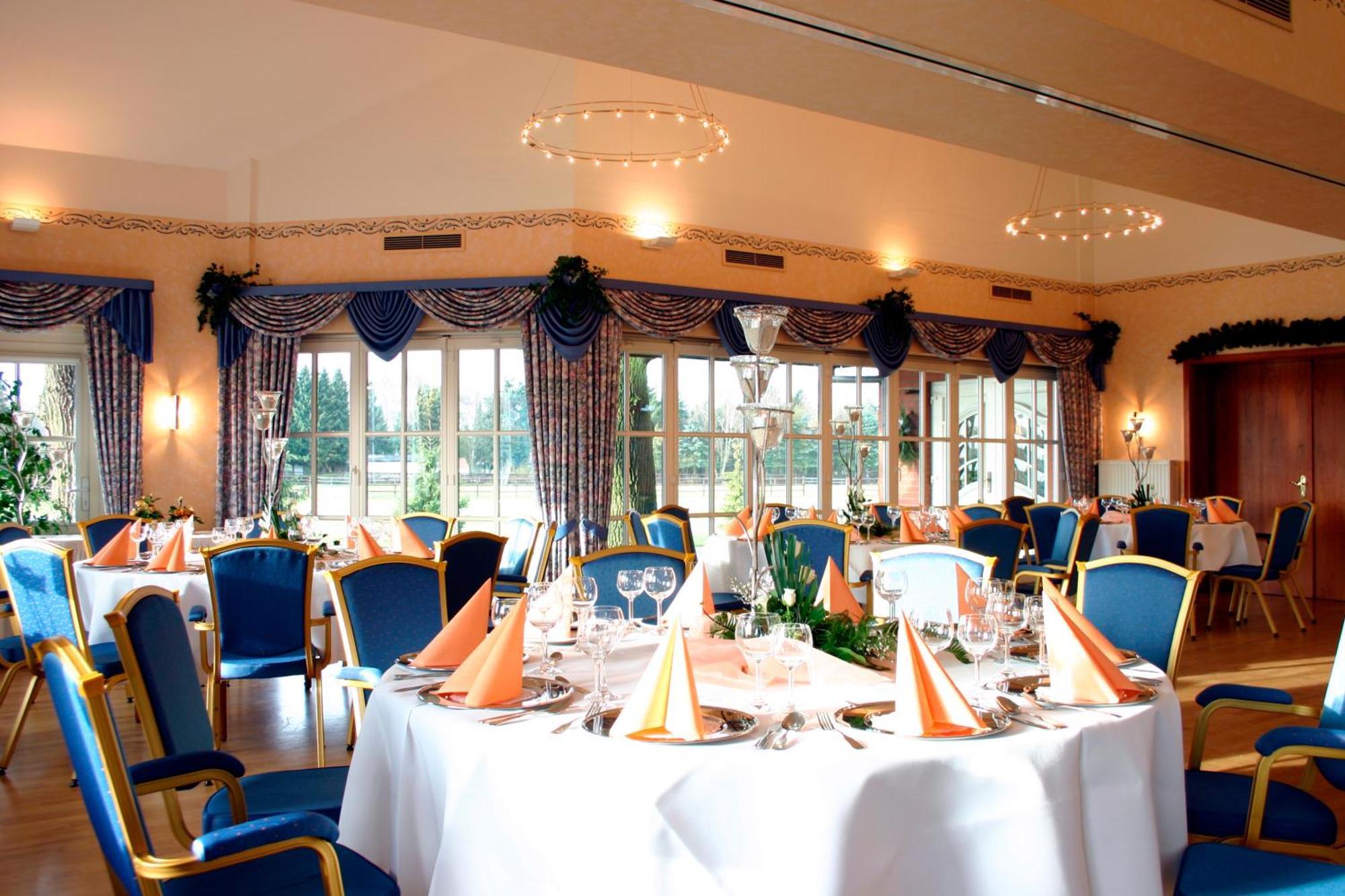 שטור Land-Gut-Hotel Restaurant Kreuz Meyer מראה חיצוני תמונה